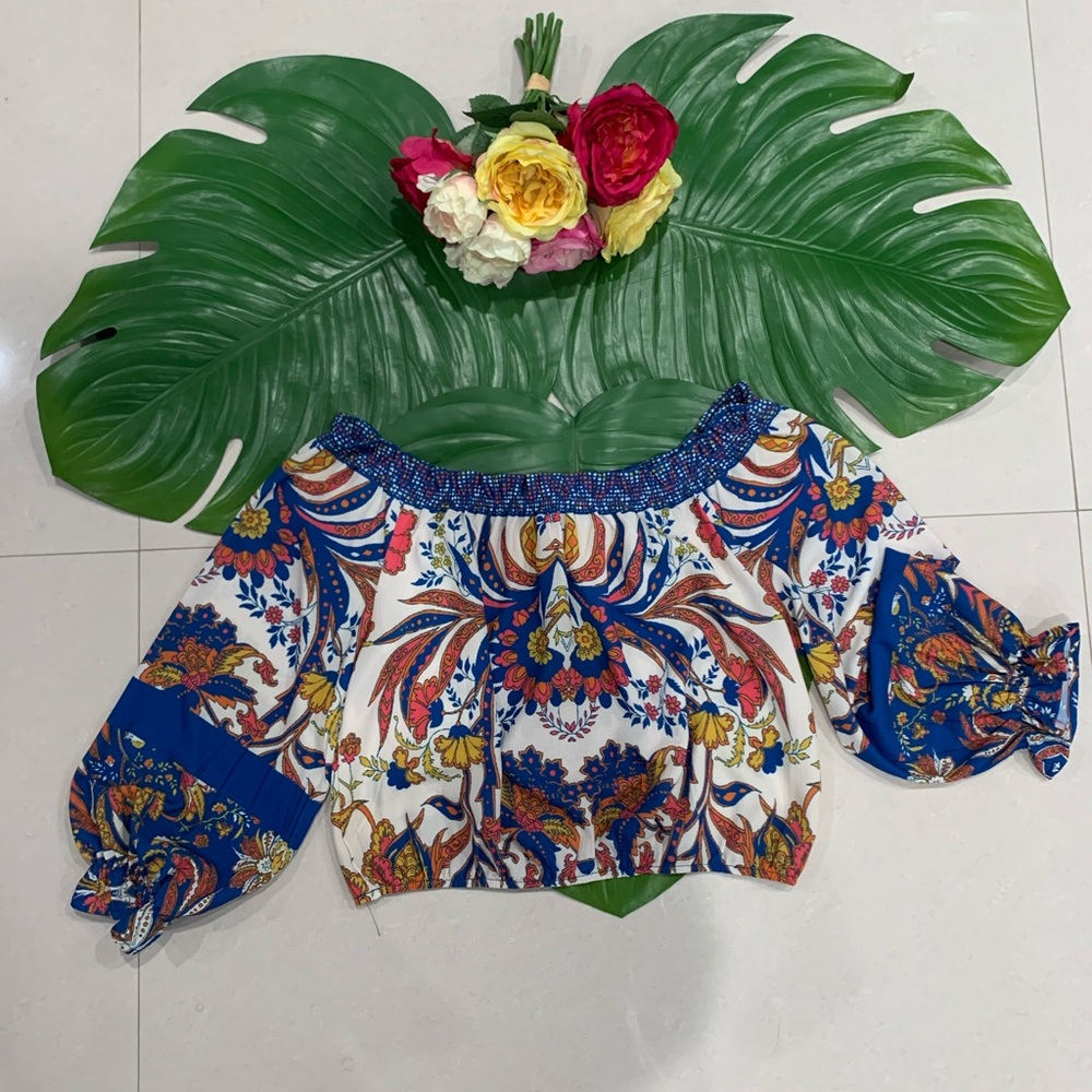 Flying Tomato off the shoulder top!